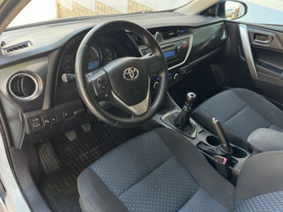 Toyota Auris foto 7