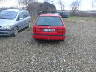 Volkswagen Passat foto 1