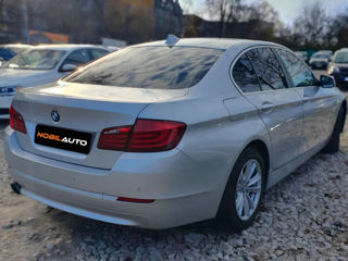 BMW 5 Series foto 4