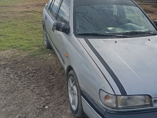 Nissan Sunny foto 2