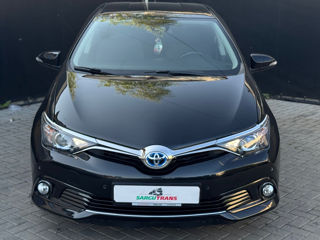 Toyota Auris foto 1