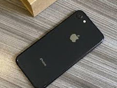 iPhone 8 black 64gb отличный foto 1