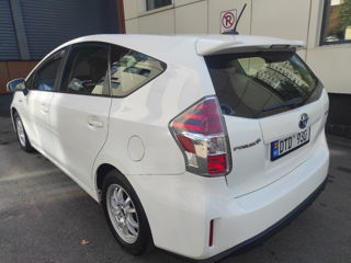 Toyota Prius + foto 7