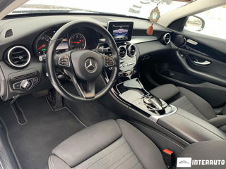 Mercedes C-Class foto 8