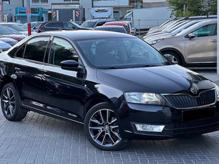 Skoda Rapid foto 1