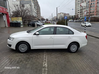 Skoda Rapid foto 2