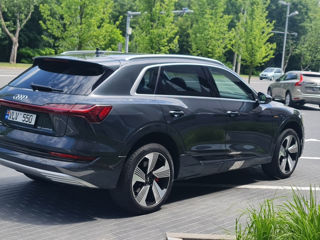 Audi e-tron foto 3