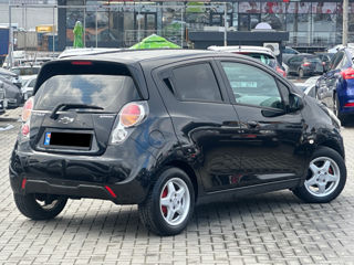 Chevrolet Spark foto 5