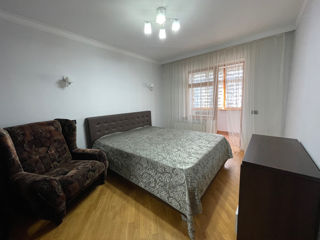 Apartament cu 2 camere, 57 m², Botanica, Chișinău foto 2