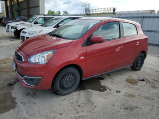 Mitsubishi Mirage foto 2