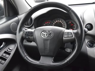 Toyota Rav 4 foto 7