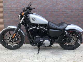 Harley - Davidson IRON 883