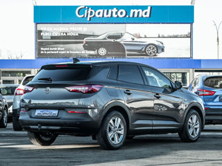 Opel Grandland X foto 2