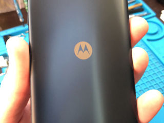 Motorola E13 foto 1