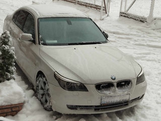 BMW 5 Series foto 8