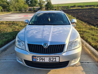 Skoda Octavia foto 1