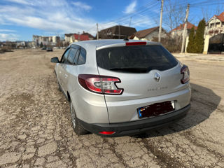 Renault Megane foto 2