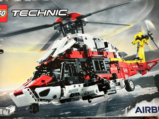 42145 Rescue Helicopter