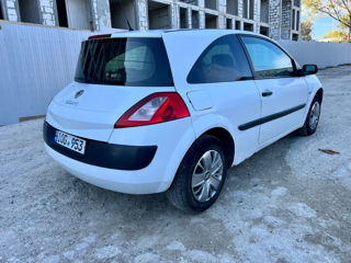 Renault Megane foto 4