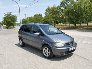 Opel Zafira foto 5