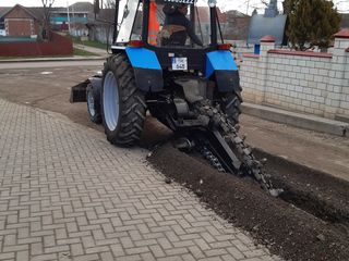 Sapam transee pt linie de apa ,gaz ,lumina ,si multe altele.