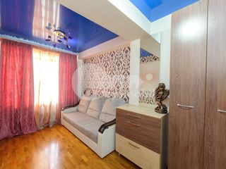 Apartament cu 3 camere, reparat, ciocana, 320 € ! foto 3