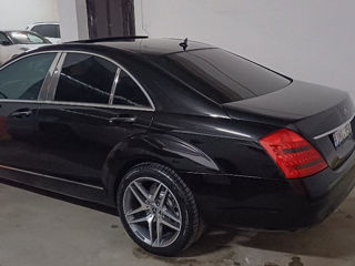 Mercedes S-Class foto 2