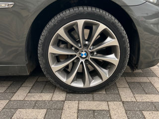 BMW 5 Series foto 18