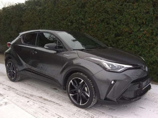 Toyota C-HR foto 4