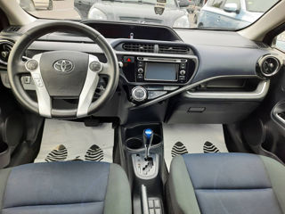 Toyota Prius c foto 3