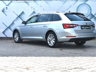 Skoda Superb foto 5