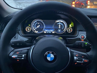 BMW 5 Series foto 7