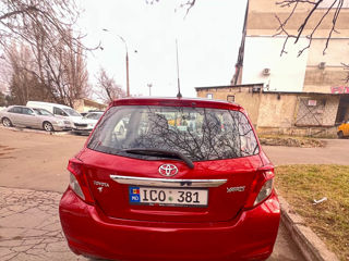 Toyota Yaris foto 7