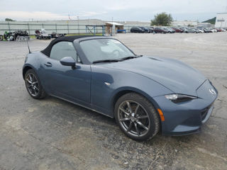 Mazda MX-5 foto 1