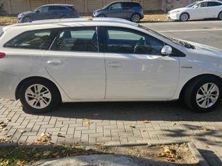 Toyota Avensis Verso