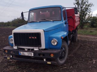 ГАЗ ГАЗ(motor diesel MTZ foto 4