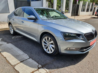 Skoda Superb foto 4