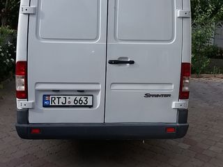 Mercedes sprinter foto 2