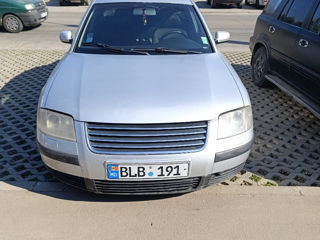 Volkswagen Passat foto 3