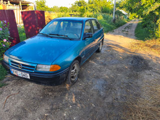 Opel Astra foto 2