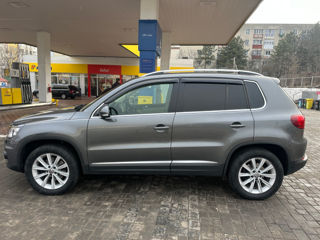 Volkswagen Tiguan foto 2