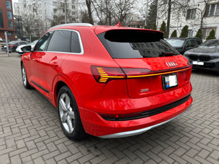 Audi e-tron foto 6