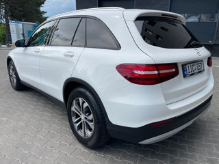 Mercedes GLC foto 7