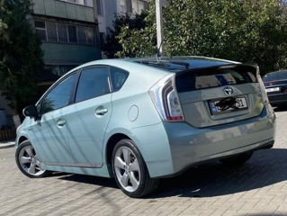 Toyota Prius foto 1