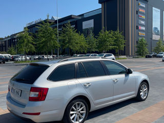 Skoda Octavia foto 4