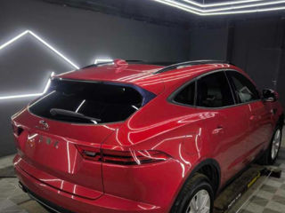 Jaguar E-Pace foto 2