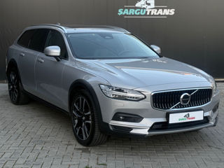 Volvo V90 Cross Country