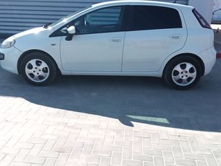 Fiat Grande Punto foto 4