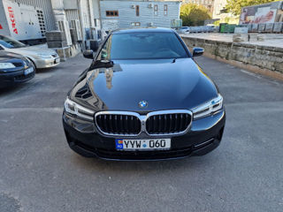 BMW 5 Series foto 1