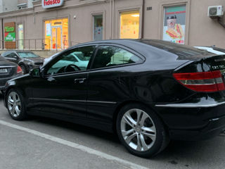 Mercedes CLC-Class foto 1